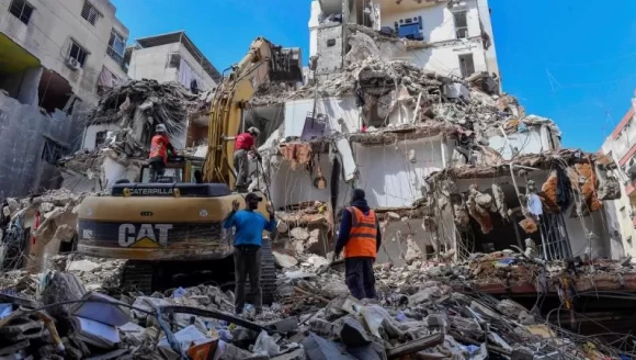 Lübnan’da can kaybı 3 bin 42’ye yükseldi