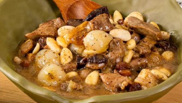 Osmanlı Mutfağının İncisi! Et ve meyvenin buluştuğu Mutancana Tarifi