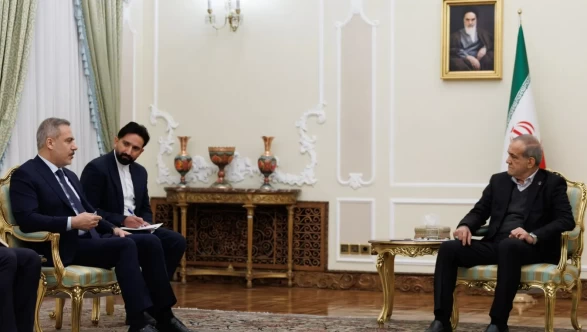 Bölgesel barış ve işbirliği için kritik buluşma! Hakan Fidan’dan iç ihtilaf eleştirisi