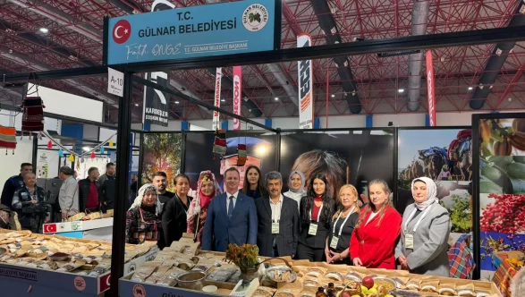 Gülnar’ın yöresel ürünleri Mersin Tarım Fuarı’nda tanıtıldı