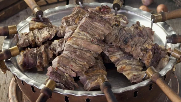 Evde cağ kebabı böyle yapılıyormuş