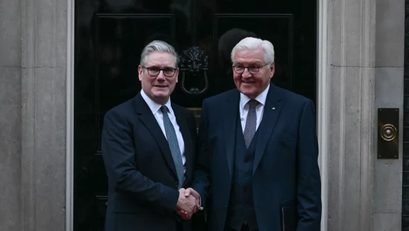 Almanya Cumhurbaşkanı Steinmeier, Başbakan Starmer’ı ziyaret etti