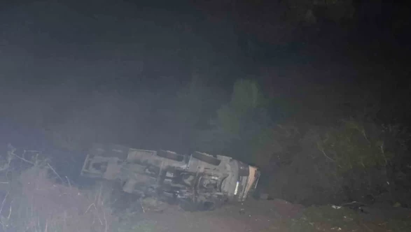 150 metrelik uçurumda dehşet: Beton mikseri düştü!