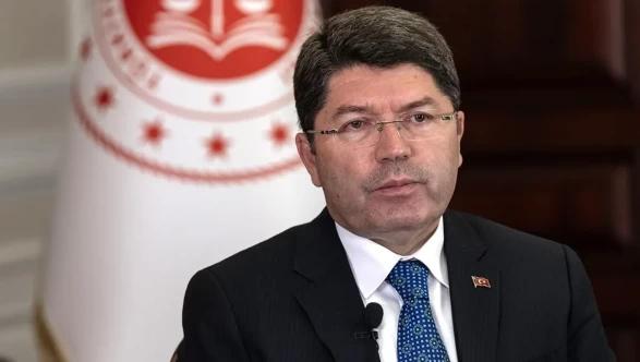 Bakan Tunç'tan 4.6'lık deprem sonrası 'geçmiş olsun' mesajı