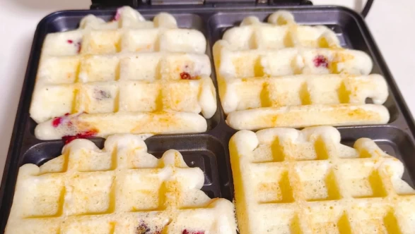 Waffle makinesinde sadece tatlı mı yapılır?
