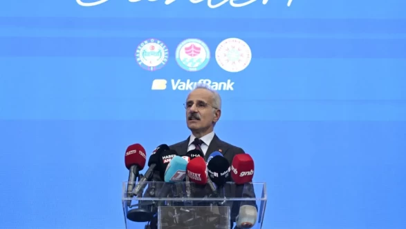 Karadeniz'e büyük müjde! Bakan Uraloğlu dev yatırımları tek tek açıkladı