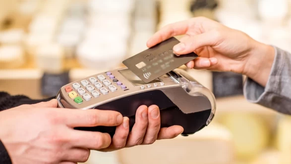 Kredi kartlarına limit düzenlemesi askıya mı alındı? BDDK'dan dikkat çeken açıklama