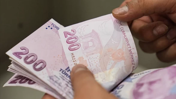 TOKİ taksitleri sabit mi, artacak mı? 500 bin sosyal konut ödeyenleri bekleyen 6 aylık memur maaşı detayı