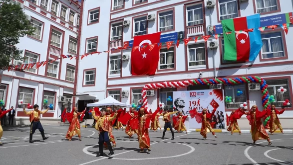 19 Mayıs Atatürk'ü Anma, Gençlik ve Spor Bayramı Bakü'de kutlandı