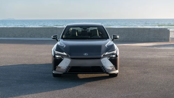Lexus’tan Lüks Sedanda yeni dönem