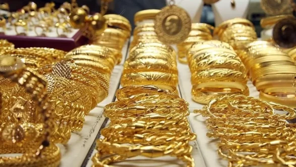 Altın güne sert düşüşle başladı! Fiyatlara Hürmüz ve Fed darbesi