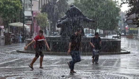 Meteoroloji'den Marmara'ya kuvvetli yağış uyarısı