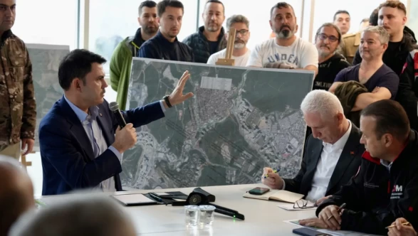 Ayazağa için iki seçenek masada