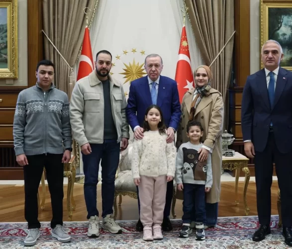Cumhurbaşkanı Erdoğan, Filistinli Rajab'ın aile fertlerini kabul etti