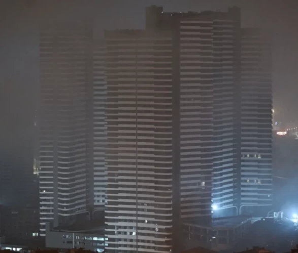 Ankara’da sis kabusu! Çankaya’nın yüksek kesimleri gece görünmez oldu