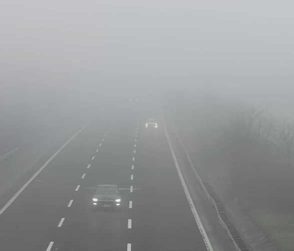 Bolu Dağı'nda sis alarmı! Görüş mesafesi 40 metreye düştü