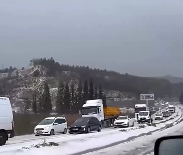 Yatağan-Milas kara yolunda dolu felaketi! Sürücüler zor anlar yaşadı!