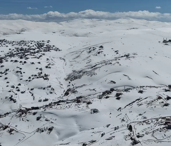 2 Bin 200 Rakımda kar manzarası