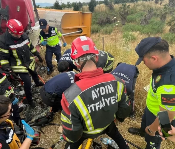 Son dakika: Aydın-Denizli otobanında feci kaza!