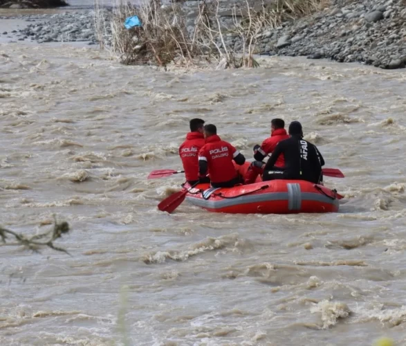 Hatay'da sel kabusu sürüyor