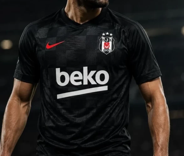 Beşiktaş yeni sezon formalarını tanıttı!