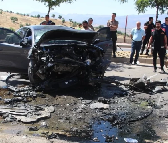 Şırnak'ta feci trafik kazası: Ölü ve yaralılar var