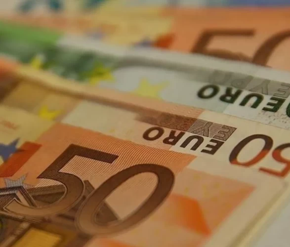 Dolar ve euro haftaya nasıl başladı? İşte 13 Temmuz güncel döviz kurları