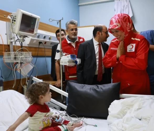 Türk Kızılay Gazze’yi yalnız bırakmıyor