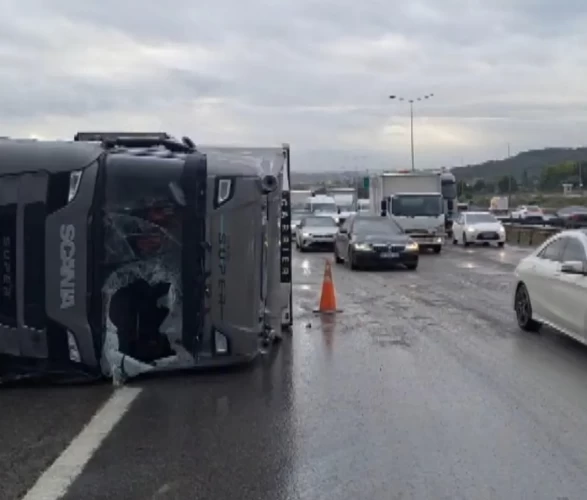 İstanbul’da sabah trafiği kilitlendi