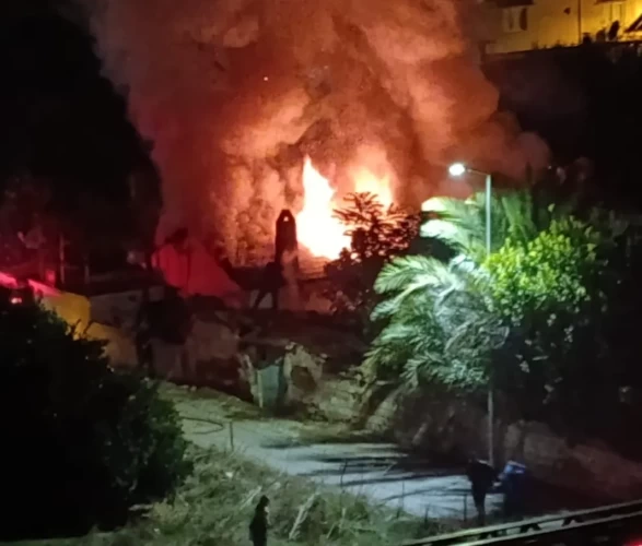 Aydın’da soba yangını dehşeti! Aile son anda kurtuldu, ev kullanılamaz hale geldi