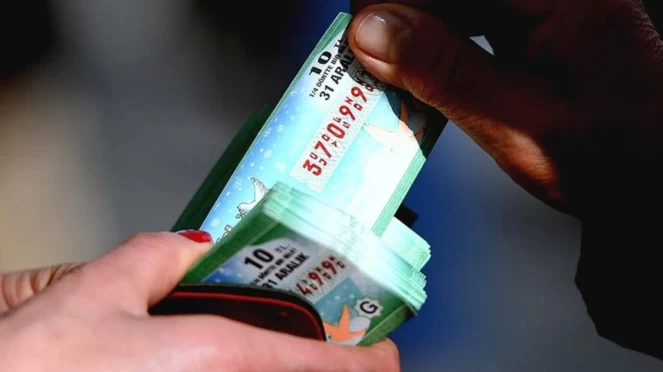 İstanbul Valiliği: Cami çevrelerinde piyango satışına izin verilmeyecek