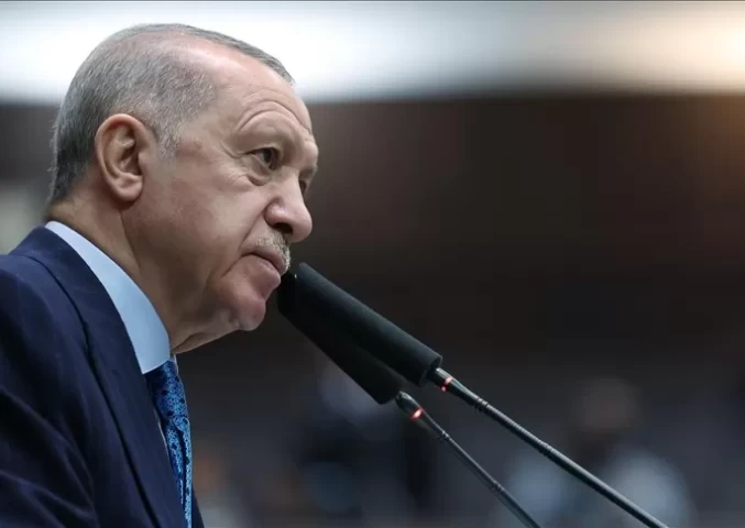 Cumhurbaşkanı Erdoğan'dan Özel'e tepki: Her köşeye sıkıştığında ya saldırganlaşıyor ya da saçmalıyor