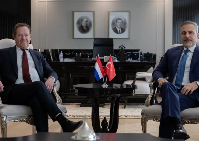 Dışişleri Bakanı Fidan, Hollanda Adalet ve Güvenlik Bakanı Van Weel ile Ankara'da görüştü