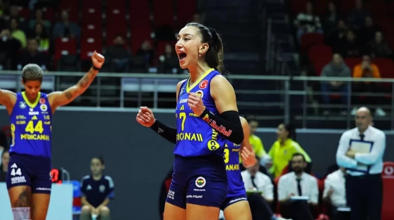 Fenerbahçe set vermeden galip!