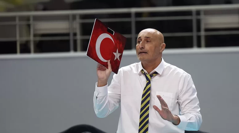 Fenerbahçe, Marcello Abbondanza ile yola devam edecek