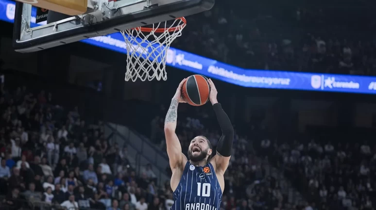 Anadolu Efes, EuroLeague’de Real Madrid’i ağırlıyor