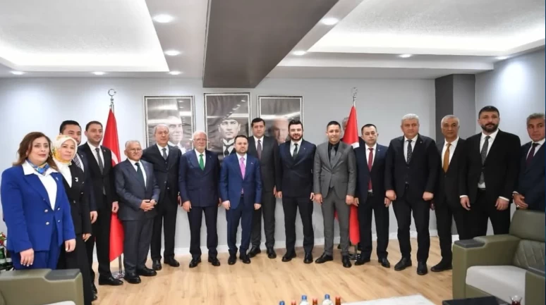 MHP Kayseri Teşkilatı'ndan Bakan Gürlek’e coşkulu karşılama