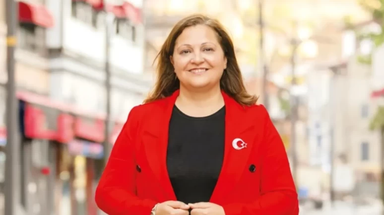 Burcu Köksal AK Parti’ye mi geçiyor? CHP'den şok ihraç kararı ve 'Boşan' iddiası