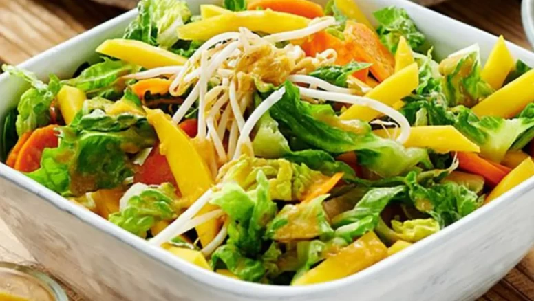 Diyet menüleri için mükemmel salata