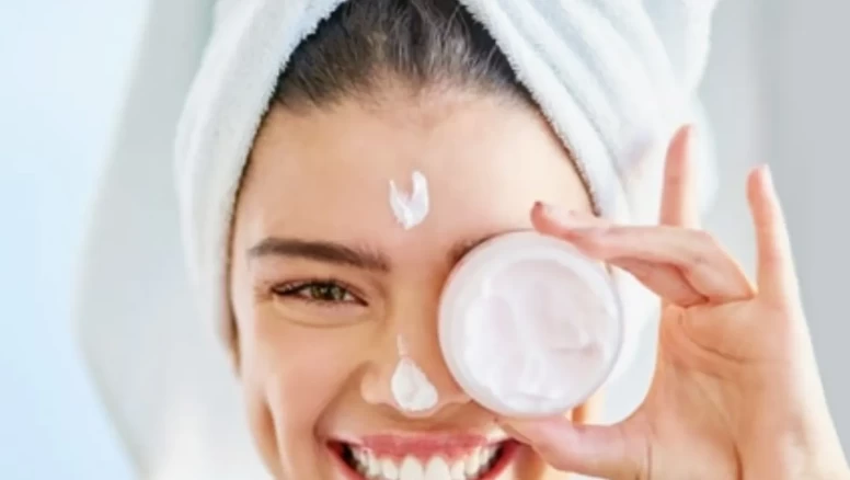 Aynaya bakınca gülümseten cilt sırları