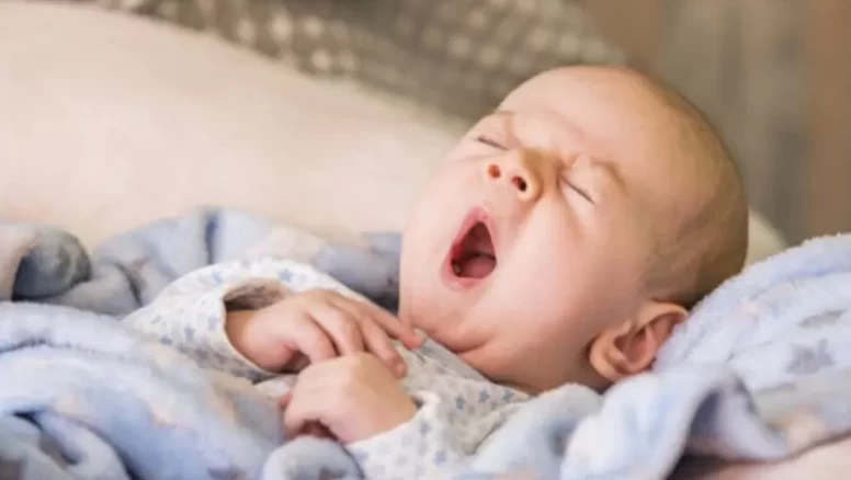 Bebeğinizin huzurlu uykusu için bu pratik ipuçlarını deneyin!