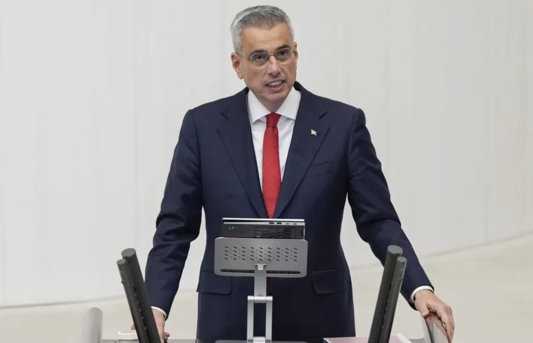 Bakan Memişoğlu rakamlarla konuştu! Doktor göçü tartışmalarına noktayı koydu