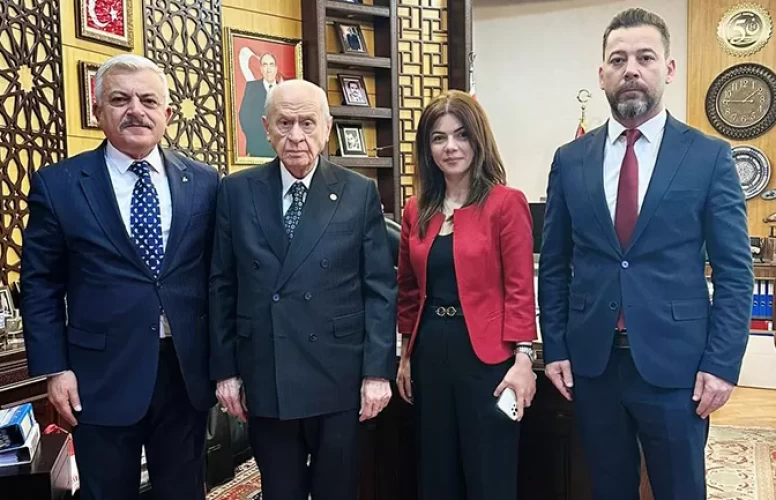 MHP'li Tuncay Batı’dan MHP Lideri Devlet Bahçeli’ye sunum!