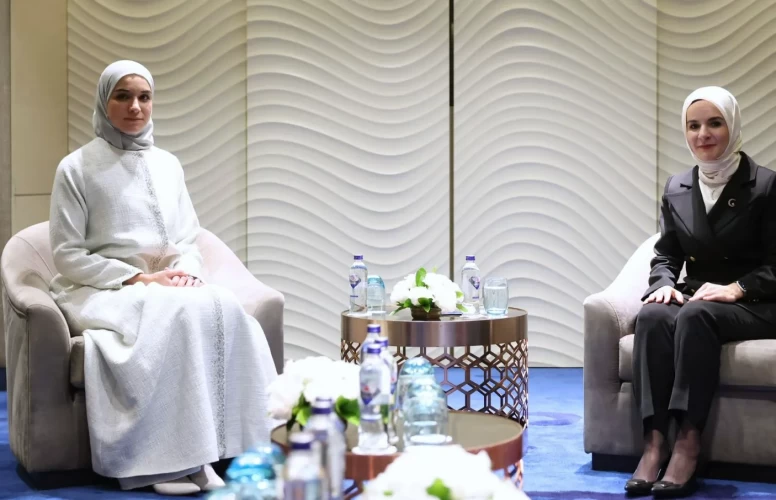 Bakan Göktaş, Suriye Cumhurbaşkanı Şara'nın eşi Latife El Durubi ile görüştü