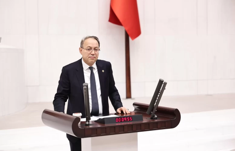 MHP’li Topsakal: Eğitim, milletin istikbalini inşa eden stratejik bir devlet meselesidir