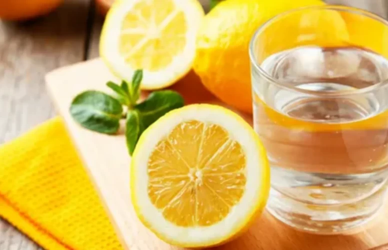 Limonlu su içmenin faydaları neler?