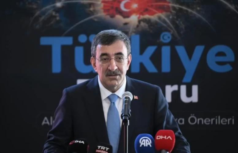 Cevdet Yılmaz rakamlarla açıkladı: Türkiye, zorlu küresel krizlere rağmen istikrarla büyümeyi başardı