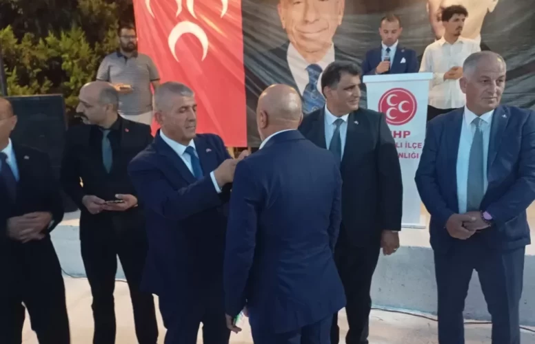 MHP Lideri Devlet Bahçeli'nin kardeşlik çağrısı İzmir'de karşılık buldu
