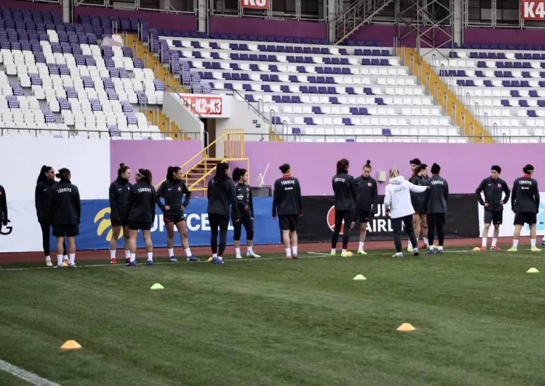 A Milli Kadın Futbol Takımı'nın Sinop mesaisi başladı: Hedef Dünya Kupası yolunda liderlik!