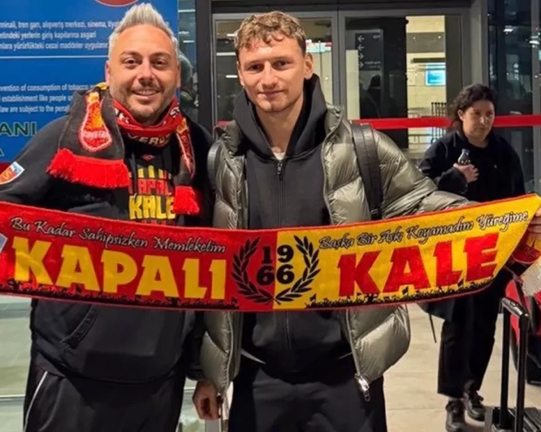 Kayserispor’un yeni golcüsü Fedor Chalov Kayseri’ye geldi